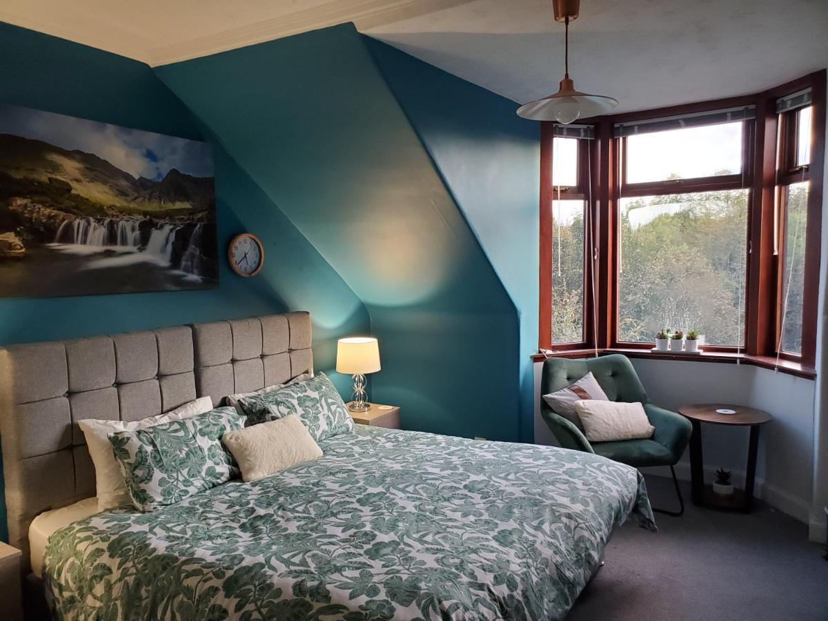 Carvetii - Mayhaven House - Tranquil Cul-De-Sac - 2 Bedrooms, Sleeps 4 Guests Dunfermline Eksteriør billede
