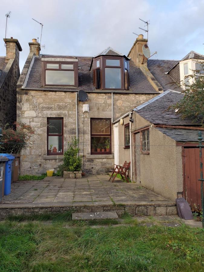 Carvetii - Mayhaven House - Tranquil Cul-De-Sac - 2 Bedrooms, Sleeps 4 Guests Dunfermline Eksteriør billede